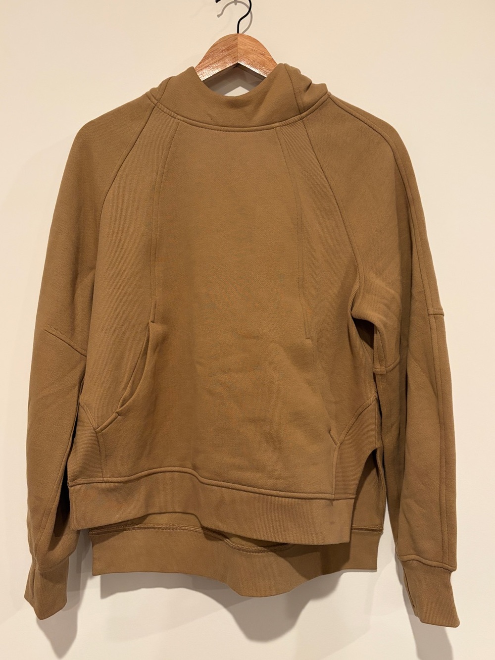 Lululemon Size XS/S Tan Scuba Oversized Side Slit Pullover Hoodie Sweatshirt